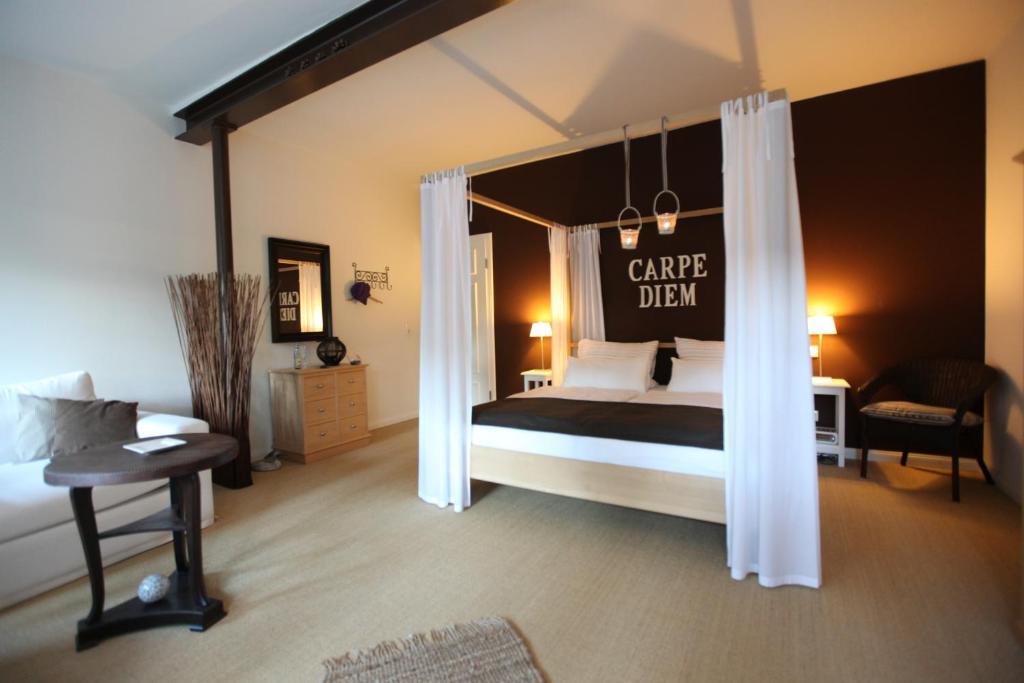 Hotel Alte Landschule Langballig Rom bilde